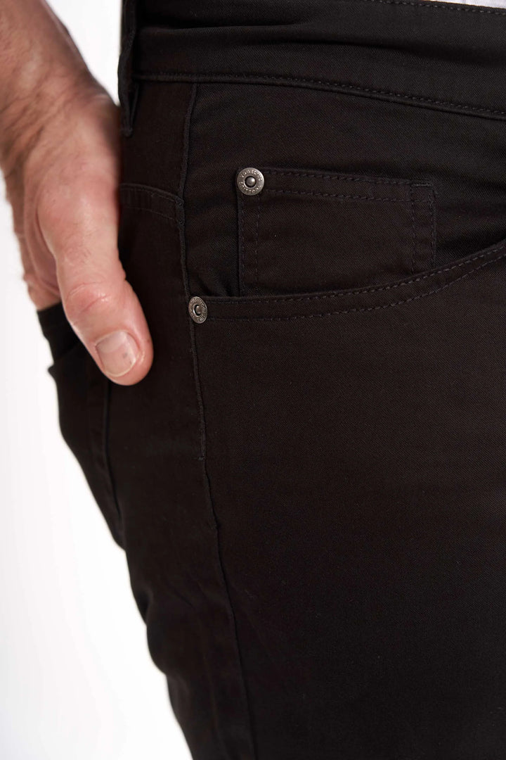 Twill Buks 'Aslan' - Black