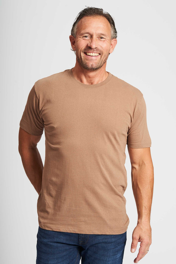 Basic T-shirt 'Fr. Havn' - Camel