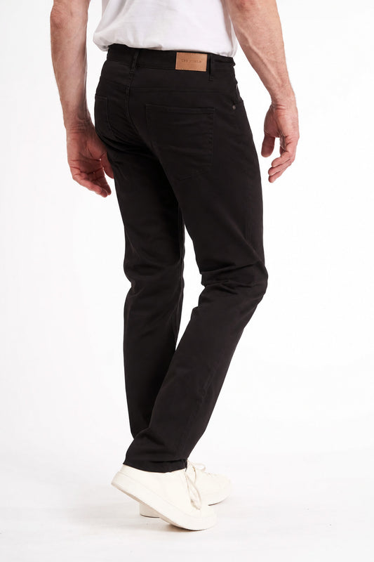 Twill Buks 'Aslan' - Black