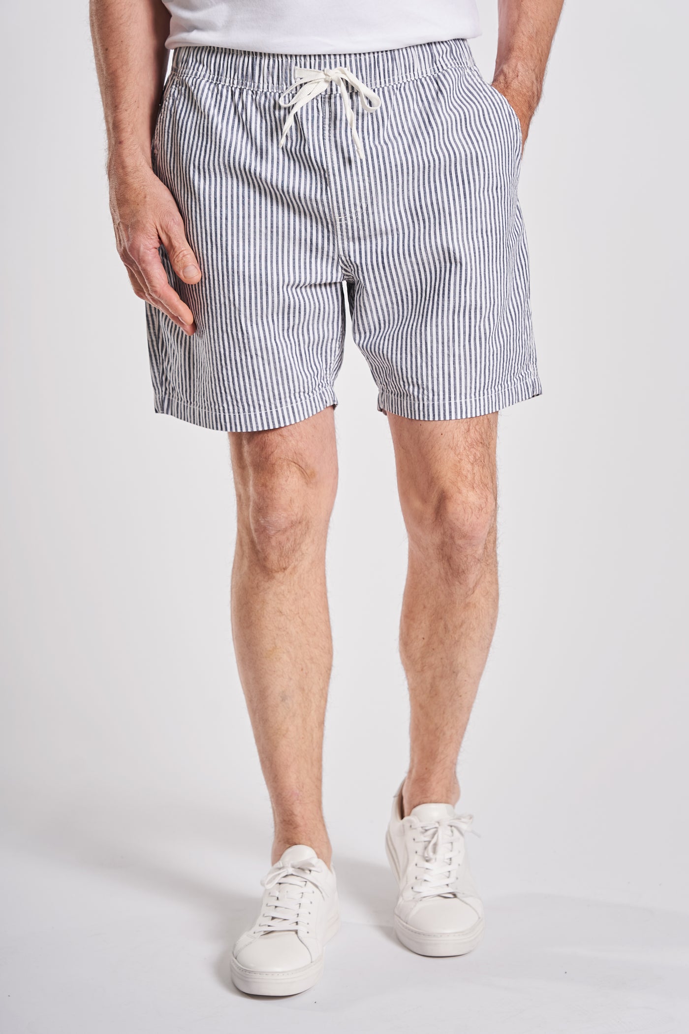 Linen look shorts - Navy/White