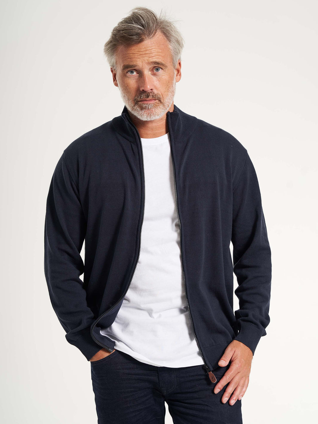 Basic strik cardigan til mænd med lynlås mørkeblå