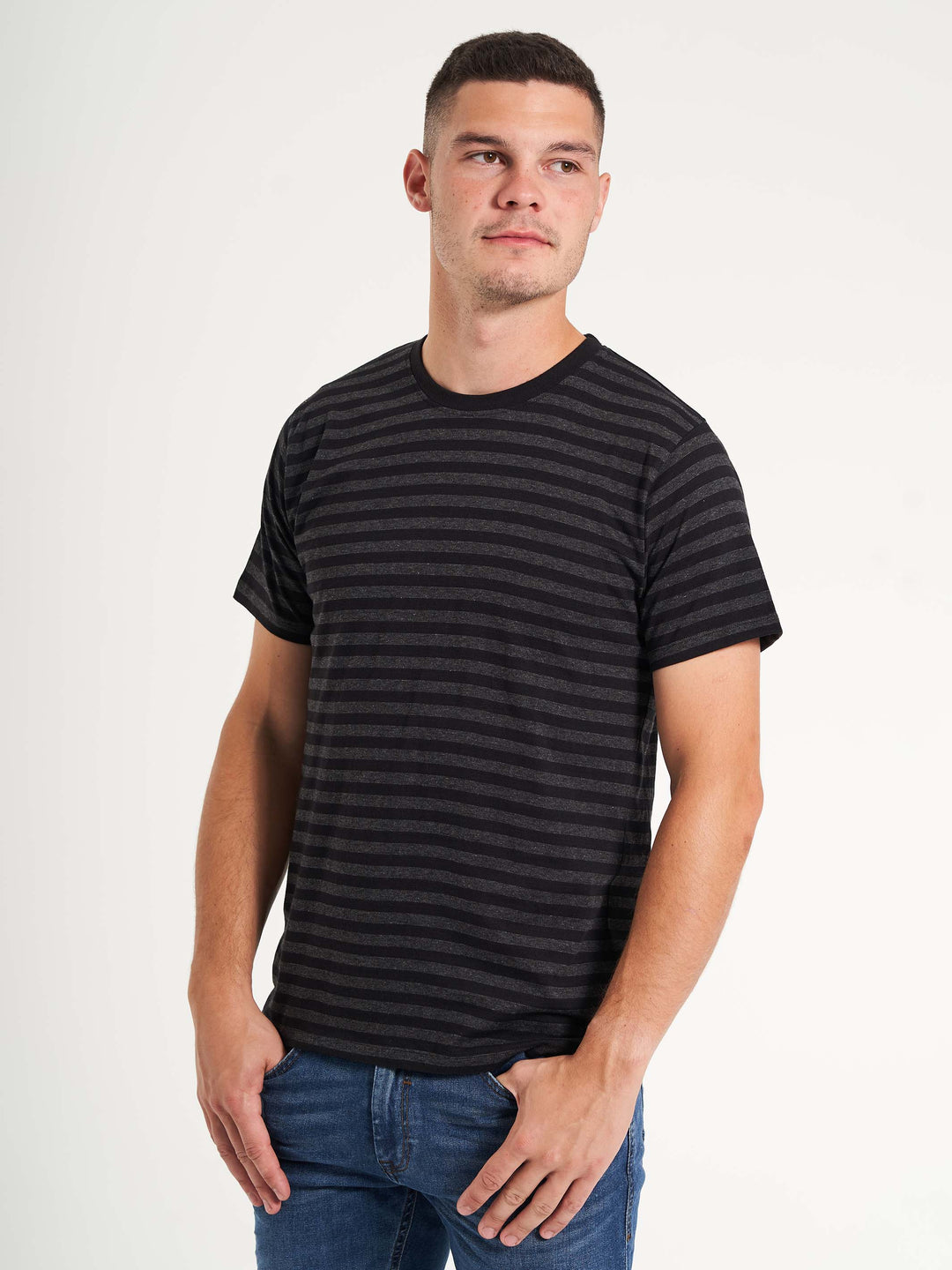 Basic herre t-shirt stribet sort